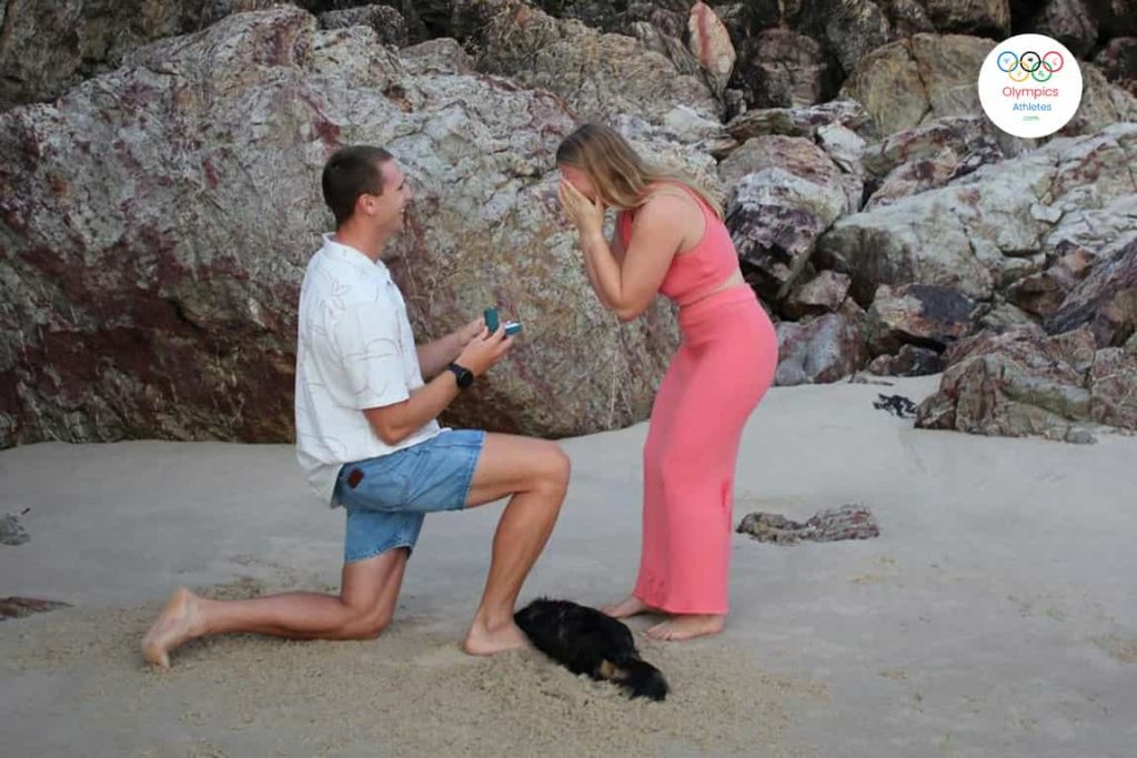 Jackson Collins Proposing His Girlfriend Brianna Massie