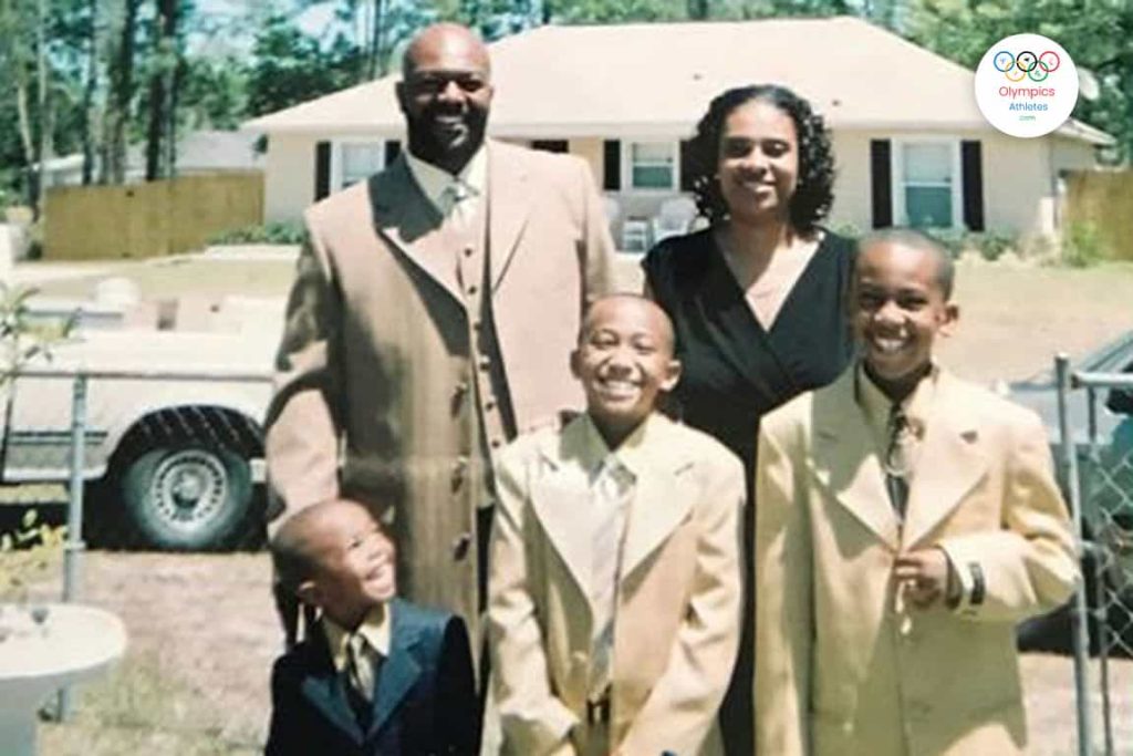 Omari Jones Family