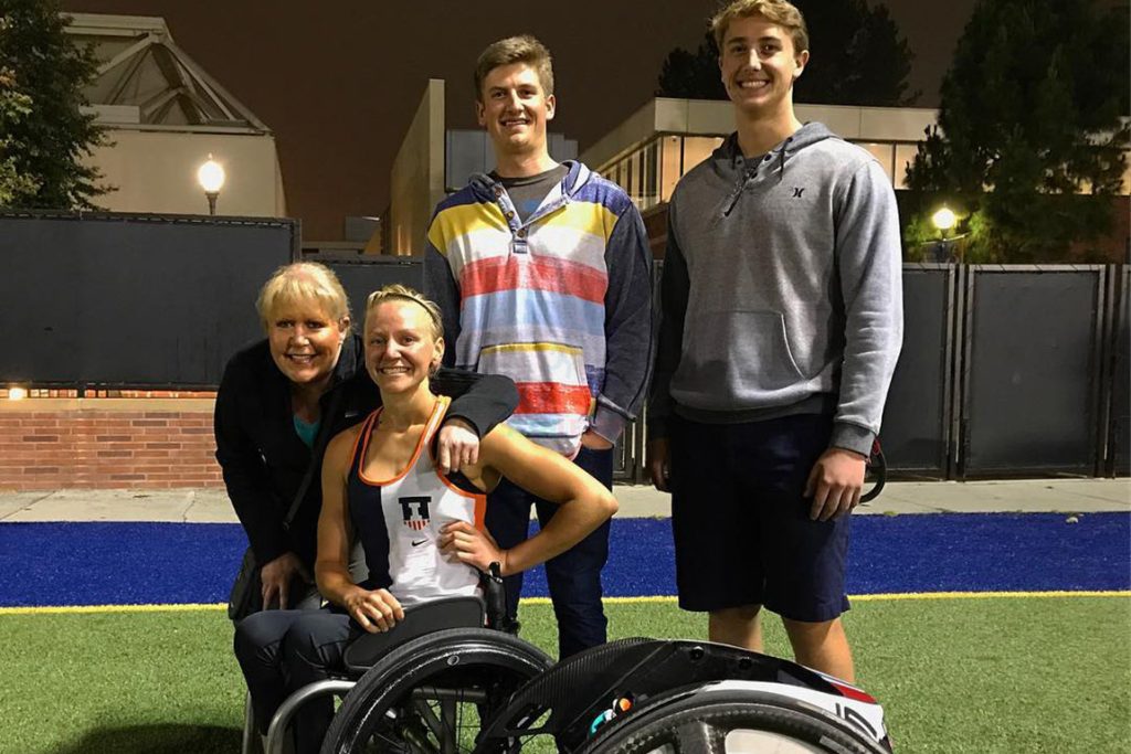 Susannah Scaroni with her mother and Brothers