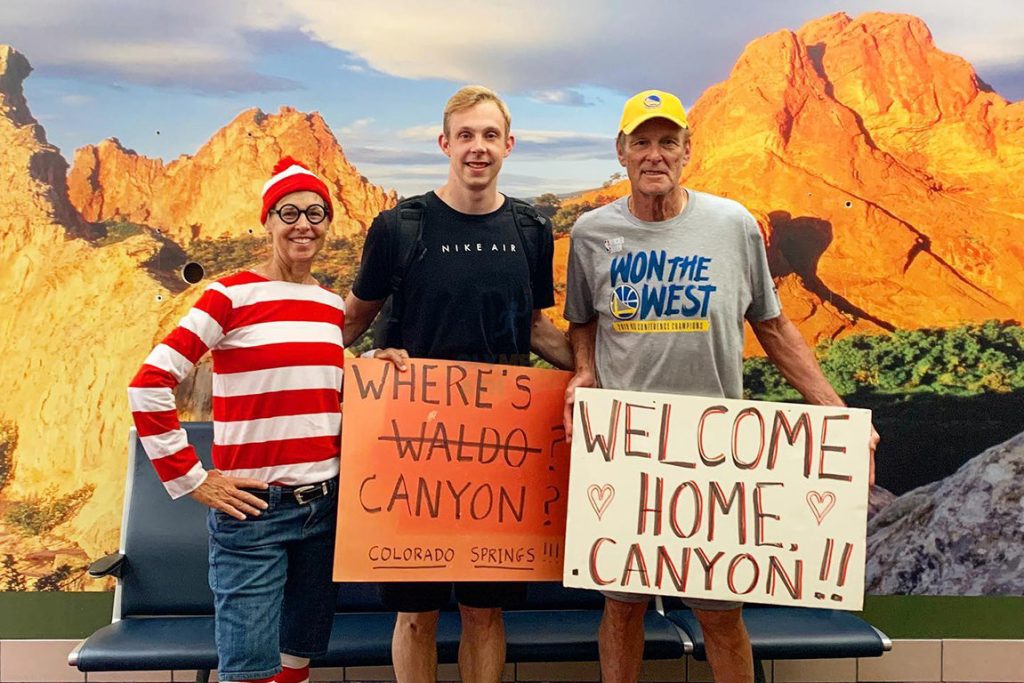 Canyon with his Parents Lynn Norenberg Barry and Rick Barry